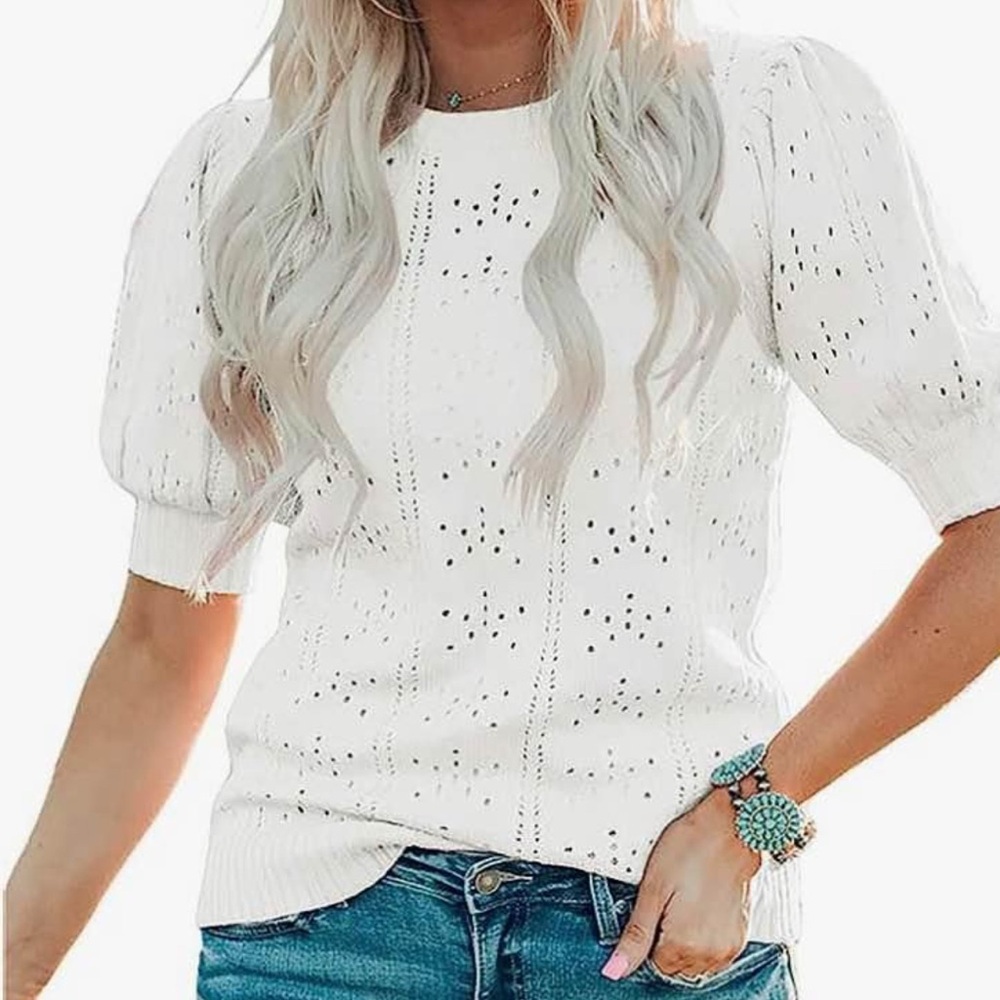 White Eyelet Puff Sleeve Top L